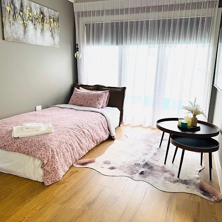 Summer Holiday 4 Bedrooms House In Hamilton With Pool And Spa Bagian luar foto