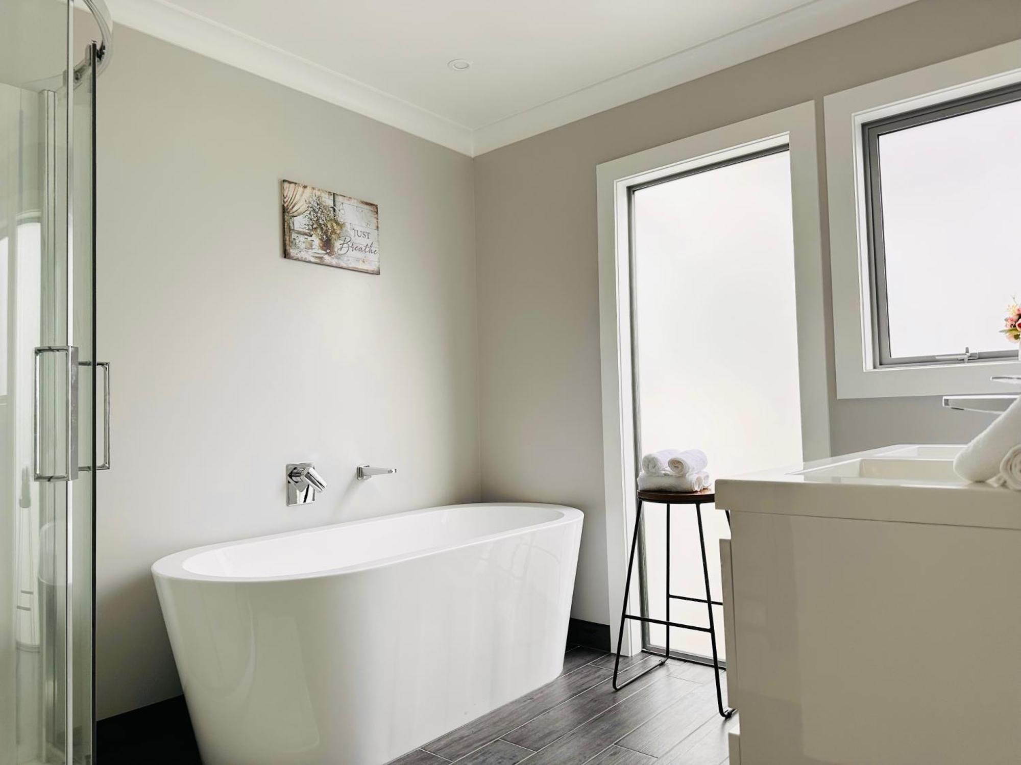 Summer Holiday 4 Bedrooms House In Hamilton With Pool And Spa Bagian luar foto