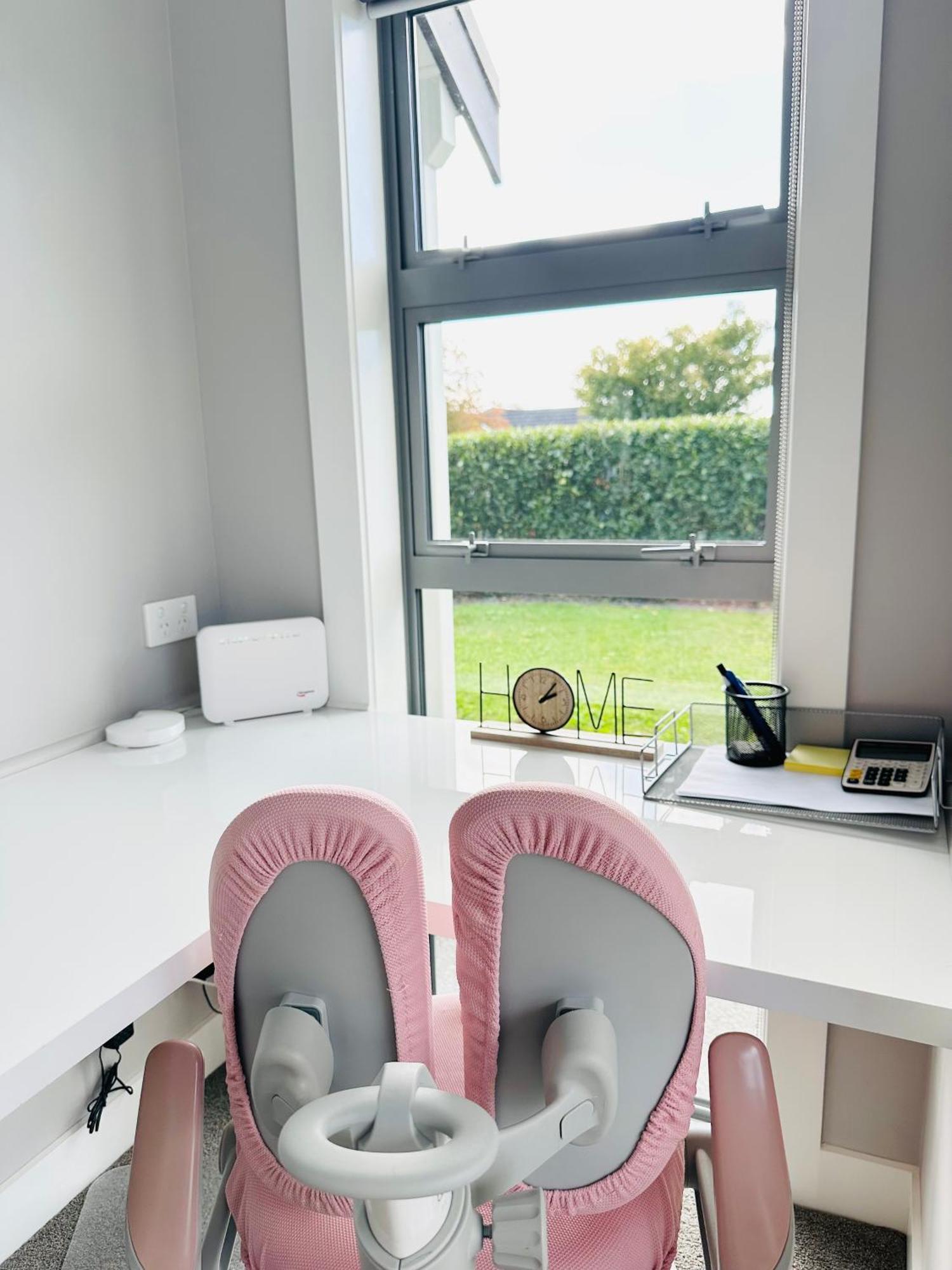 Summer Holiday 4 Bedrooms House In Hamilton With Pool And Spa Bagian luar foto