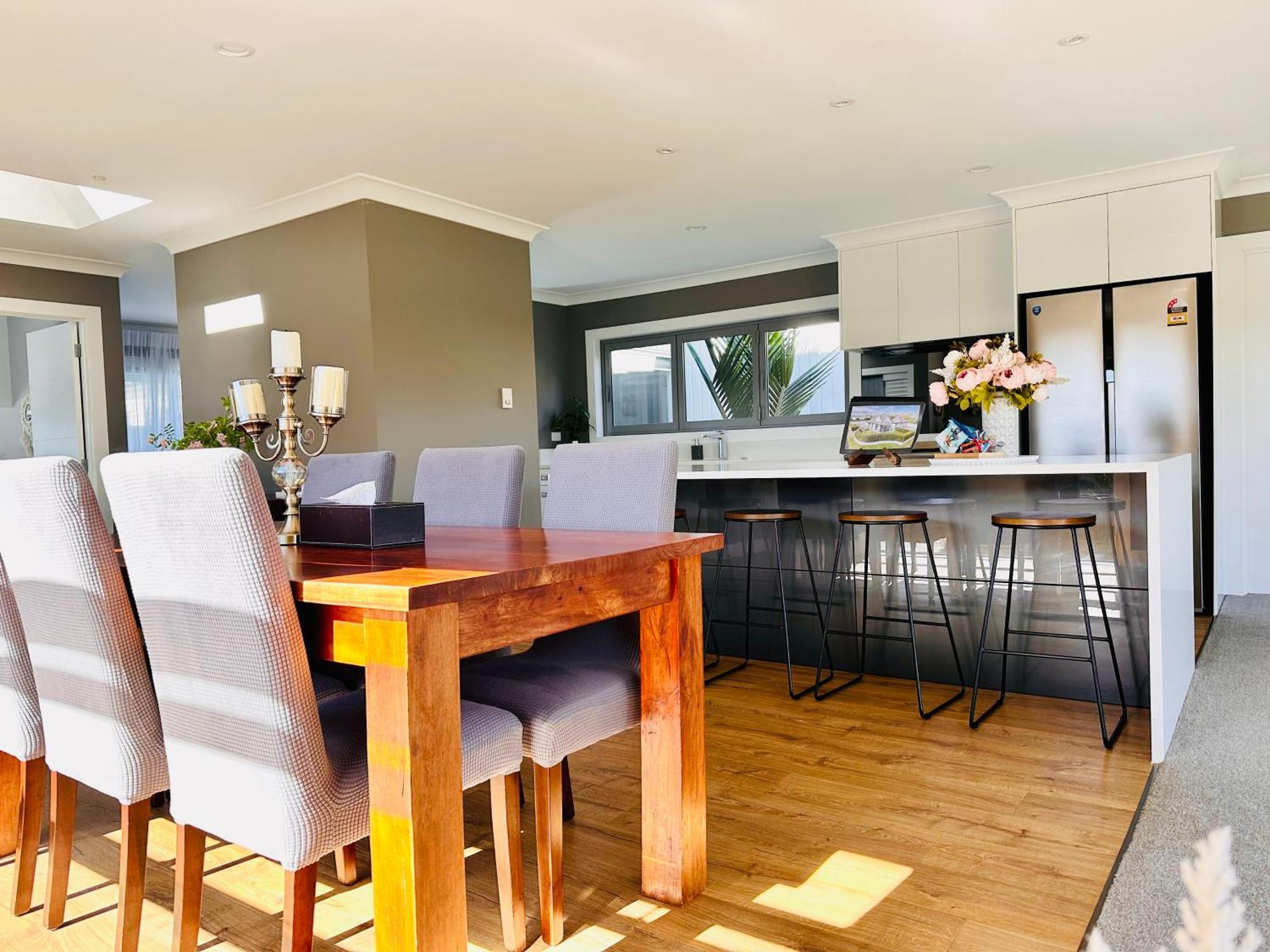 Summer Holiday 4 Bedrooms House In Hamilton With Pool And Spa Bagian luar foto