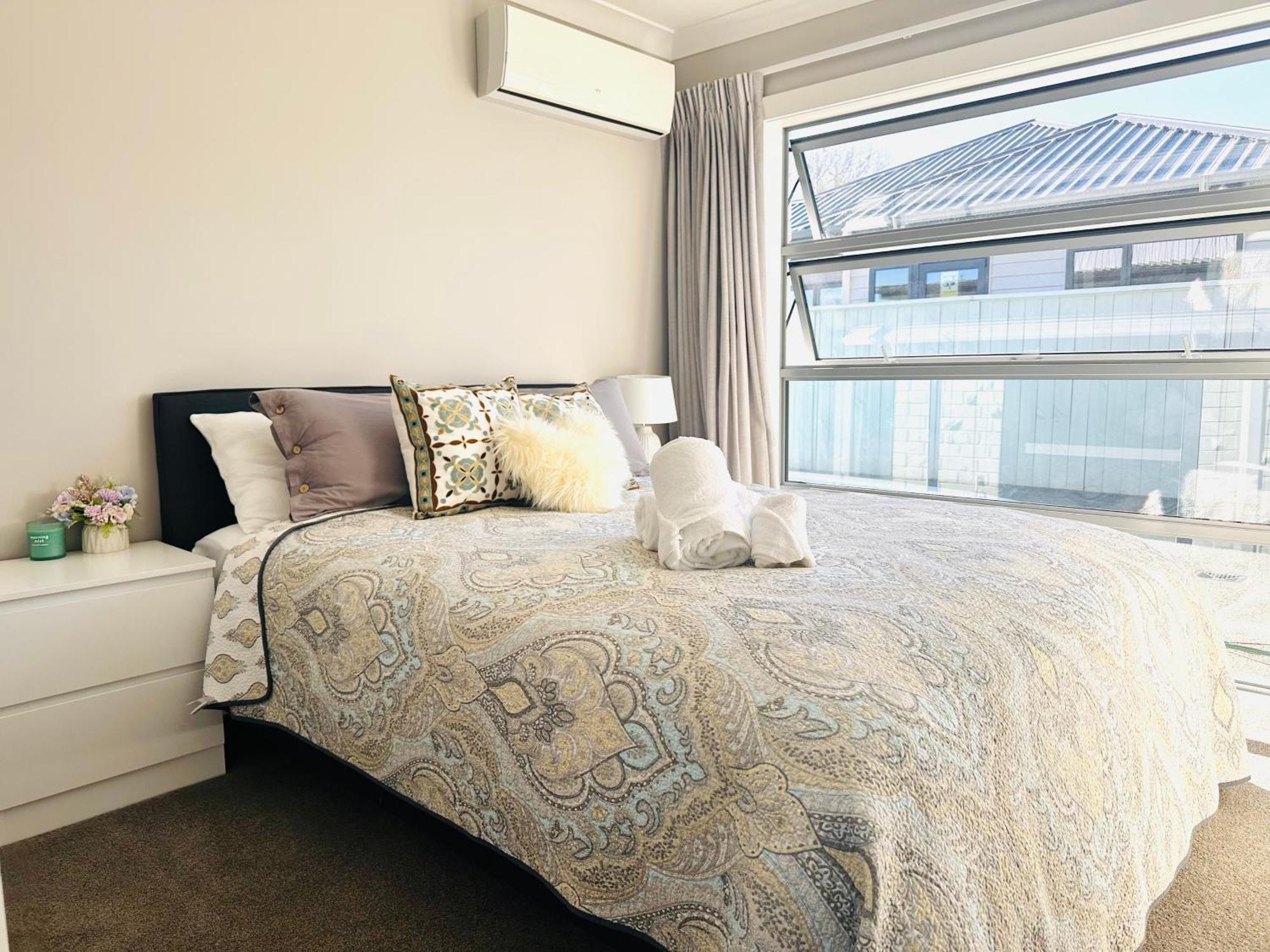 Summer Holiday 4 Bedrooms House In Hamilton With Pool And Spa Bagian luar foto