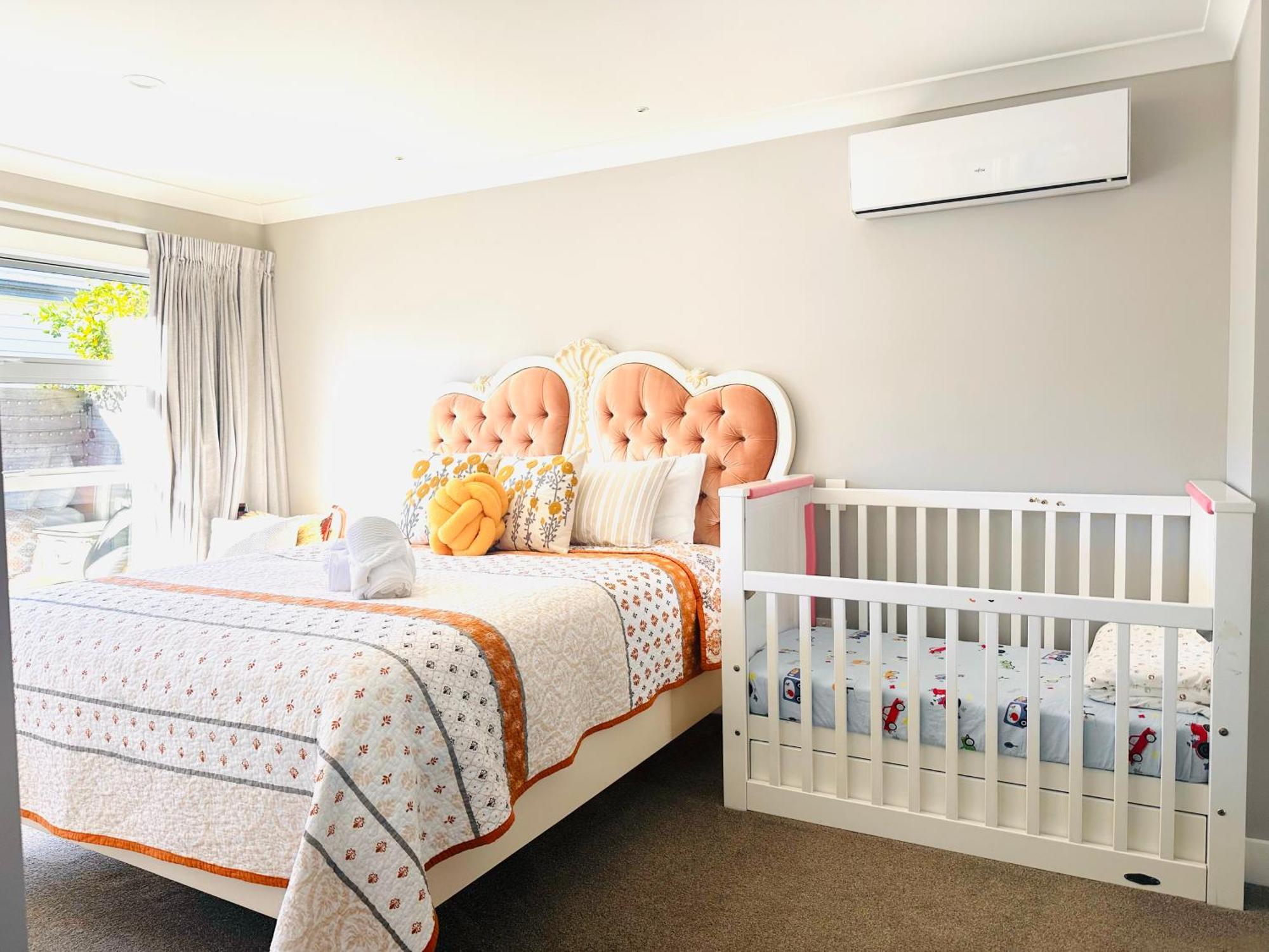 Summer Holiday 4 Bedrooms House In Hamilton With Pool And Spa Bagian luar foto