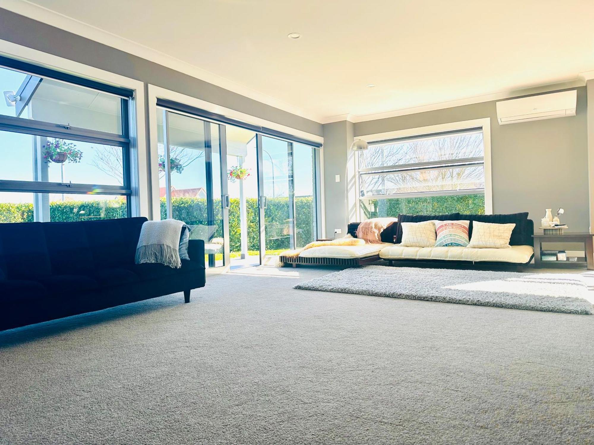 Summer Holiday 4 Bedrooms House In Hamilton With Pool And Spa Bagian luar foto