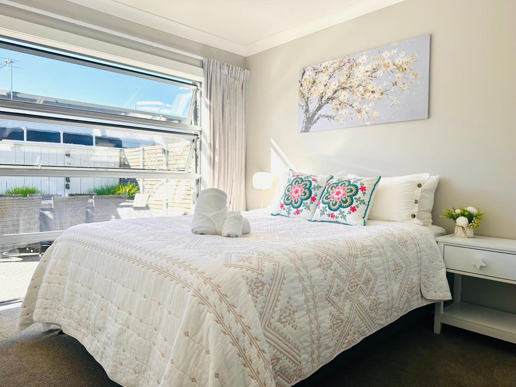 Summer Holiday 4 Bedrooms House In Hamilton With Pool And Spa Bagian luar foto